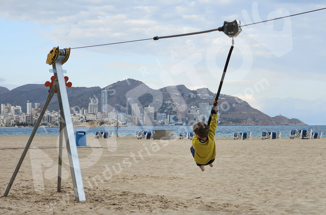 benidorm tirolina playa agapito