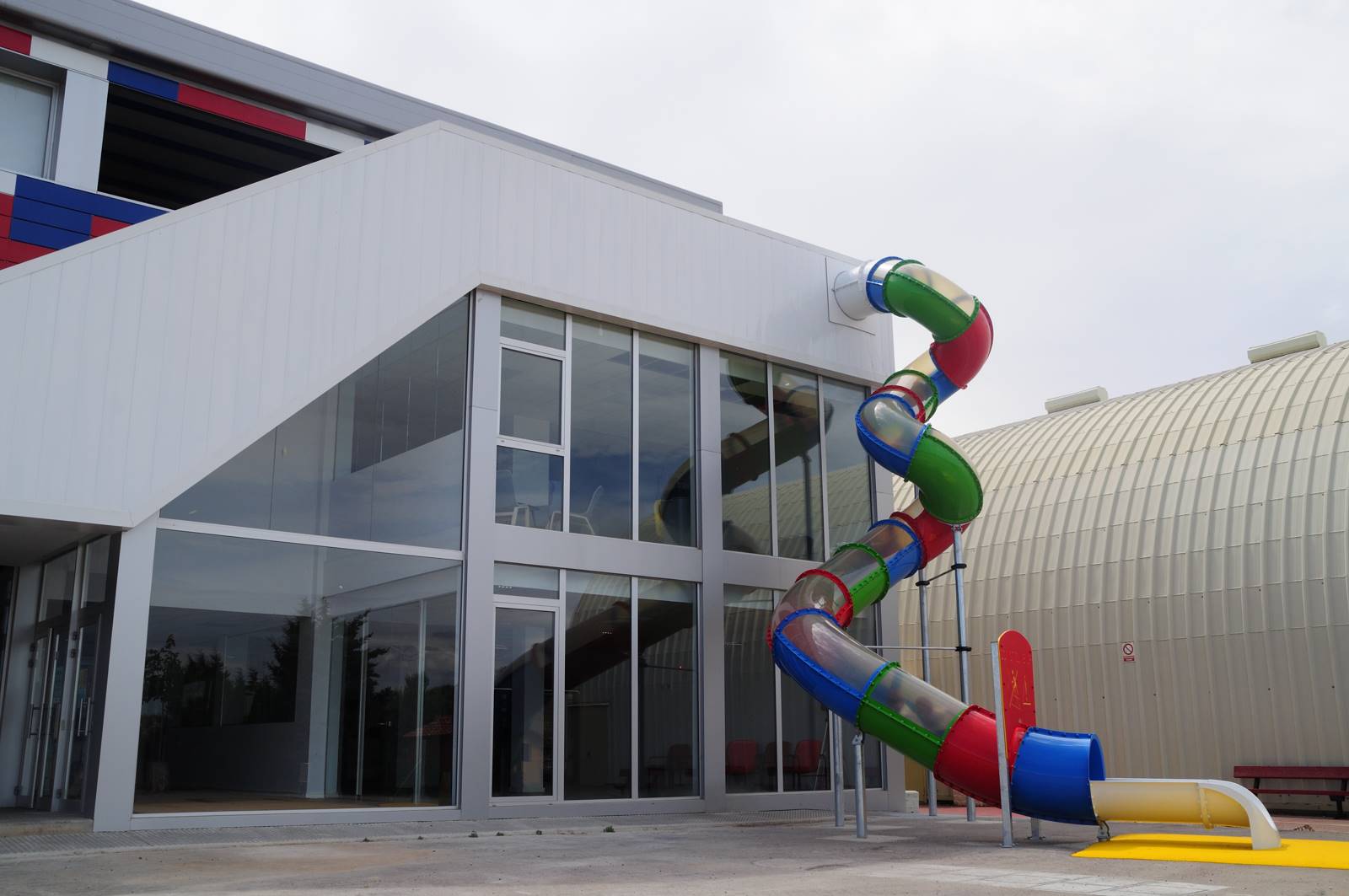 tobogan tunel espiral infantil