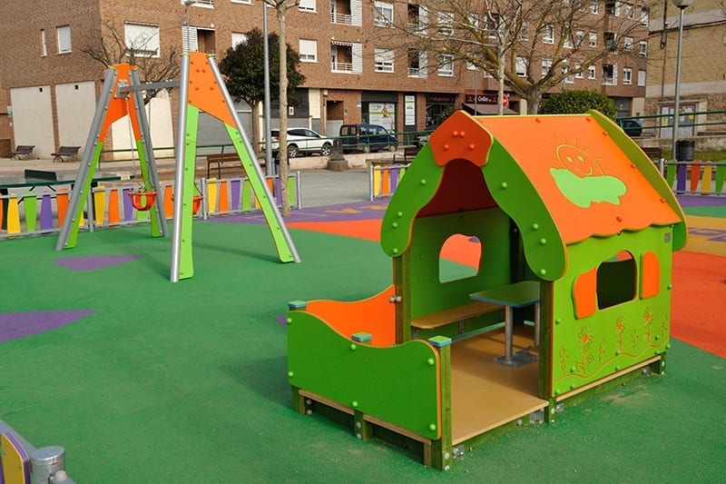 casita infantil para areas infantiles certificadas